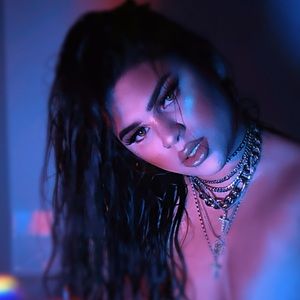 Meet your Posher, Keeve